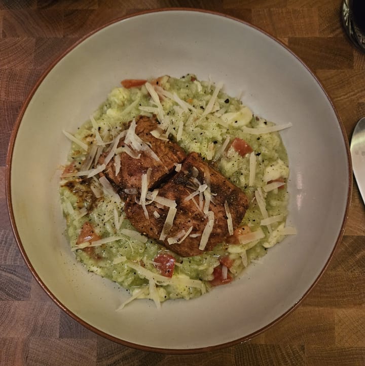 Tomaten Pesto risotto met Mozzerella